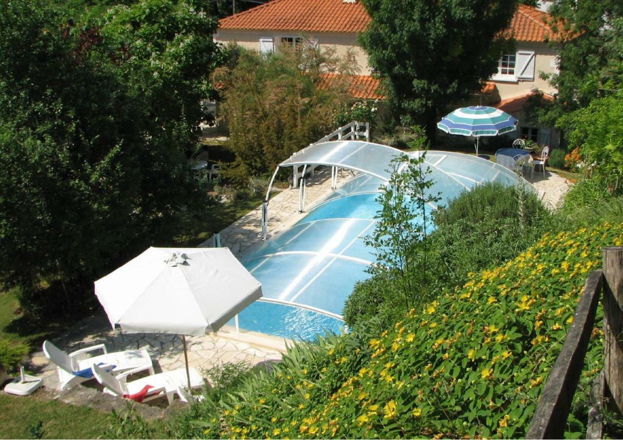 مبيت وإفطار Les Velluire-sur-Vendee Le Petit Massigny المظهر الخارجي الصورة